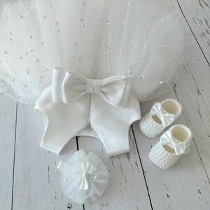 White pearls princess dress